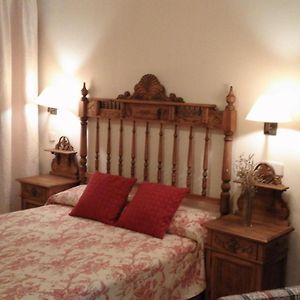 Hostal Rural Cumbres De Castilla